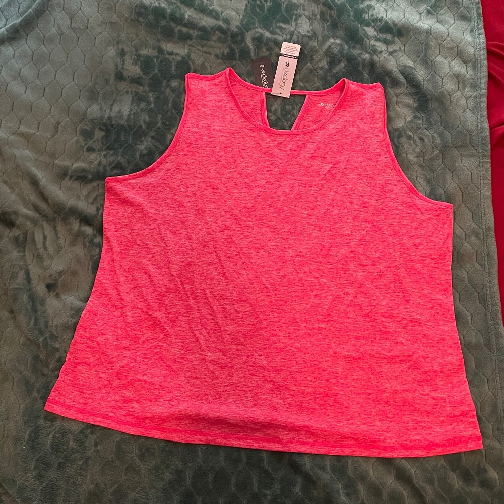 Ideology NWT I-D Essentials Keyhole Back Tank Set